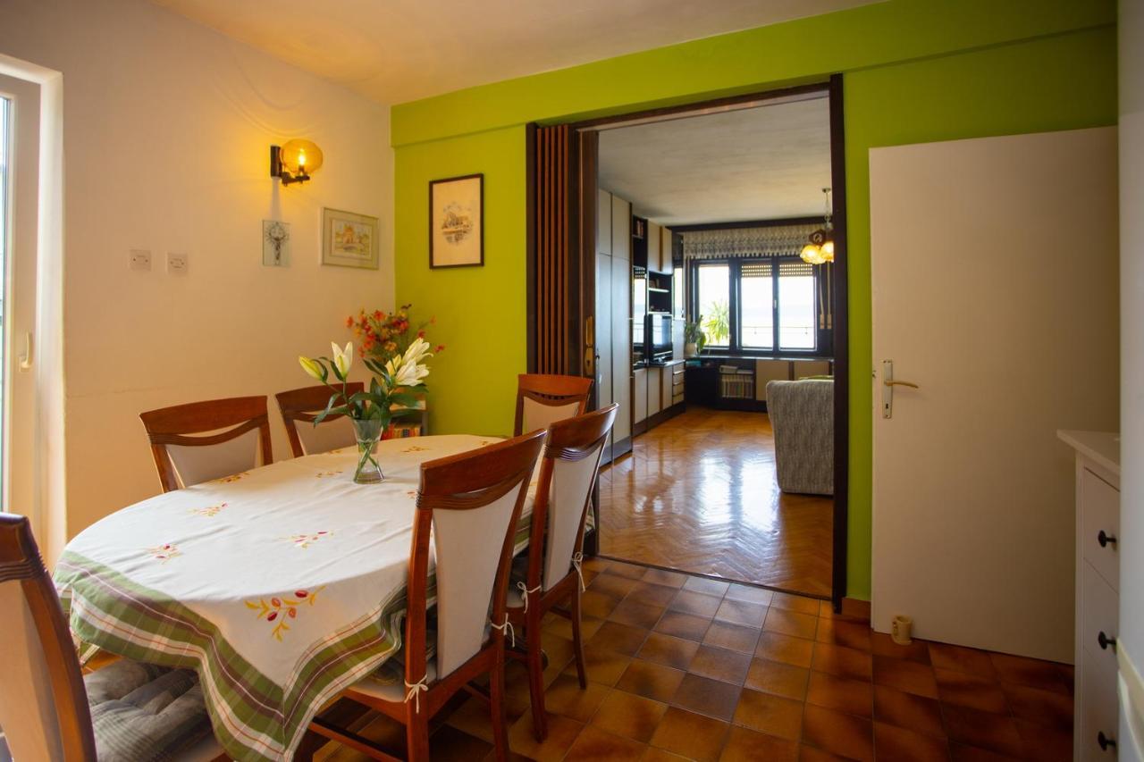 Apartment Nola Podgora Bagian luar foto