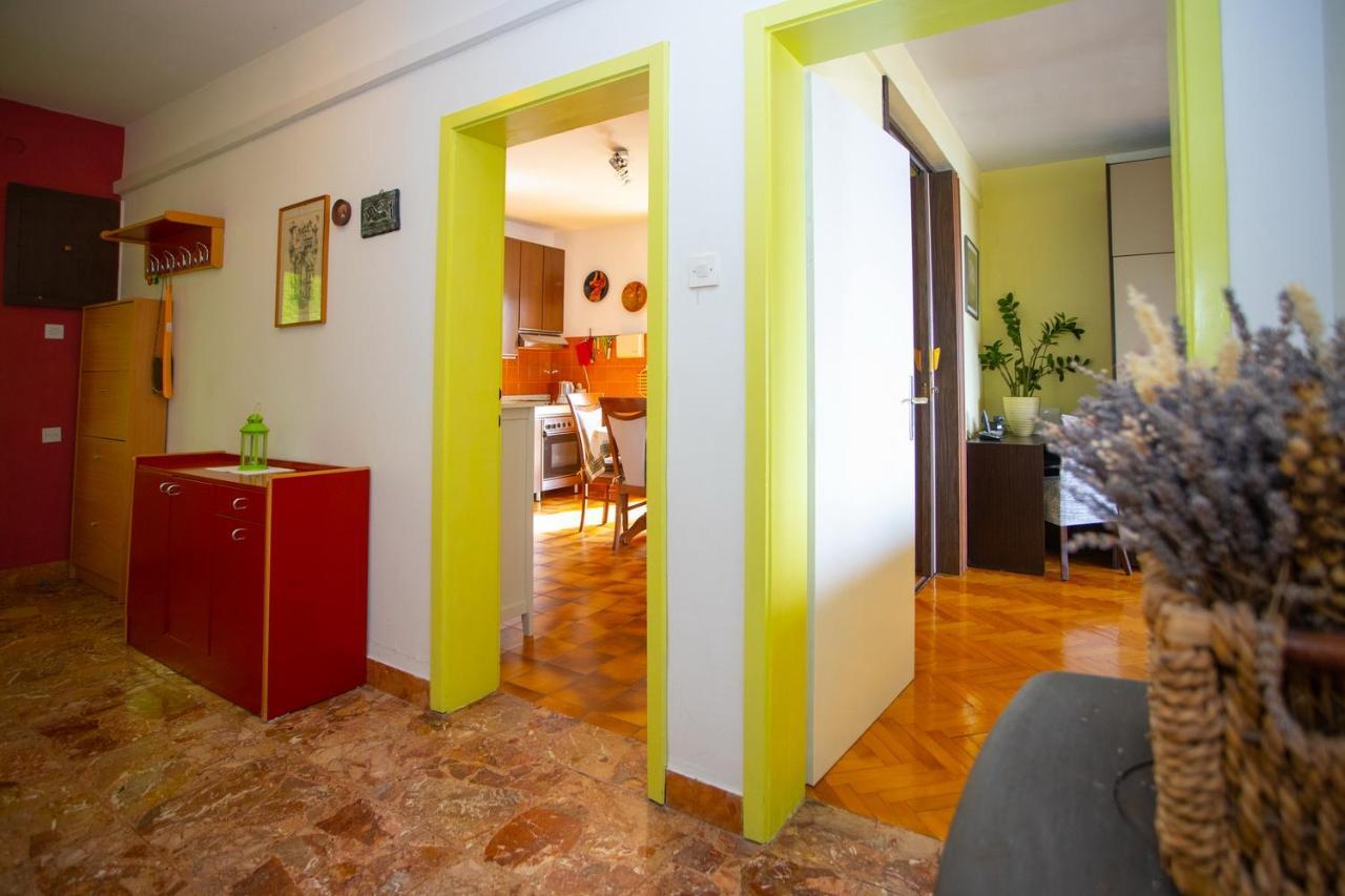 Apartment Nola Podgora Bagian luar foto