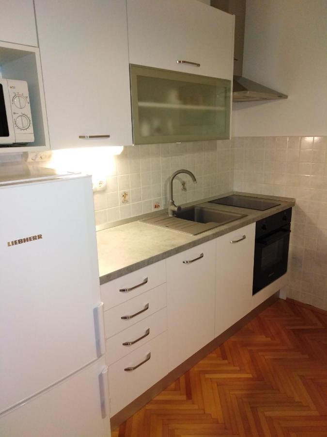 Apartment Nola Podgora Bagian luar foto