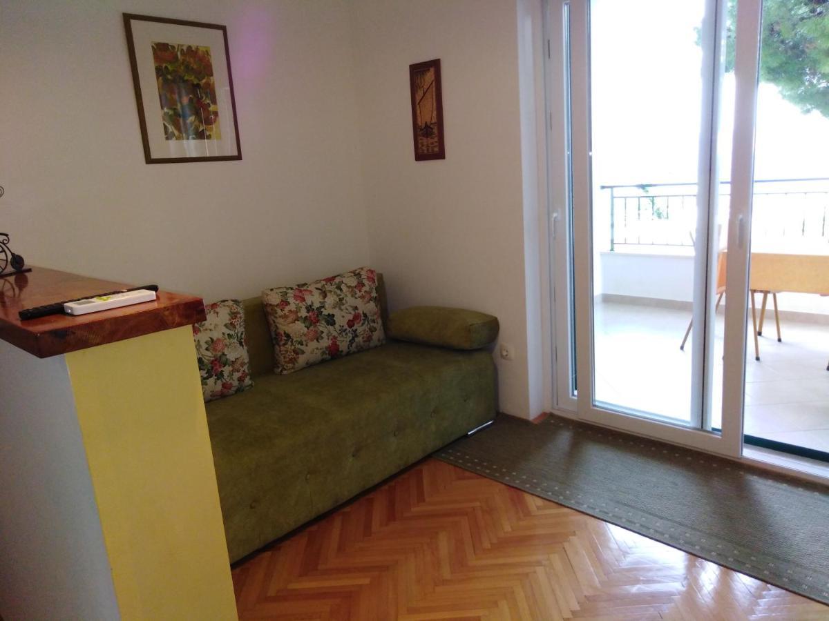 Apartment Nola Podgora Bagian luar foto