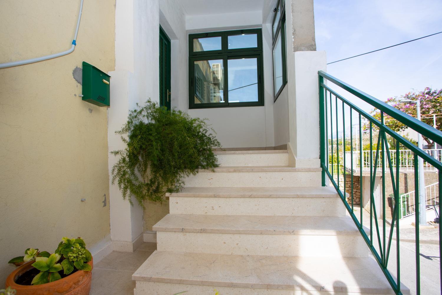 Apartment Nola Podgora Ruang foto